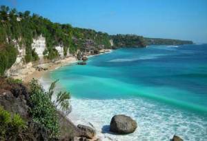 Indahnya Objek Wisata Pantai Dreamland Bali
